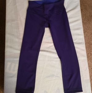Lululemon women athletic leggings size 4